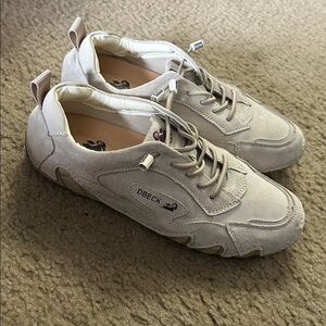 Women's DBECK Beige Suede SUNDAY STROLL Walking COMFORT Shoes SNEAKERS SZ 39